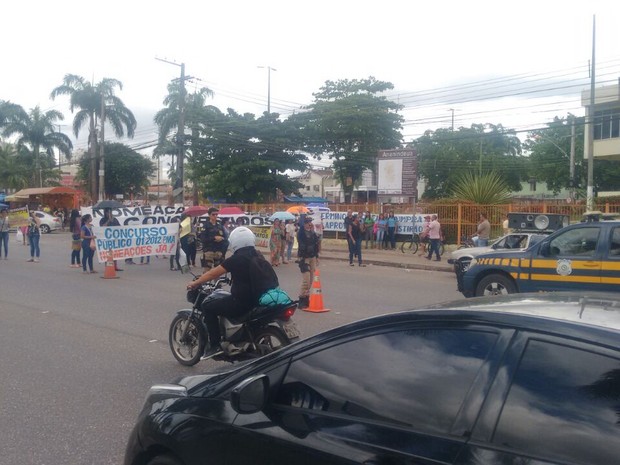 G Manifestantes Interditam Br Perto Da Prefeitura De Ananindeua