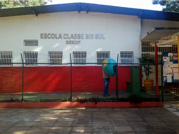 Fachada da Escola Classe 305 sul, em Brasília (Foto: Bárbara de Oliveira/G1)
