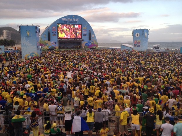 Fifa Fun Feste em Copacabana lotado (Foto: Isabela Marinho/G1)
