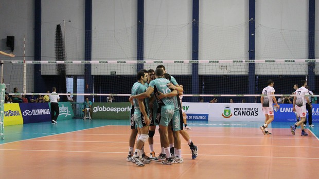 Campinas perde para Canoas na Superliga Masculina de Vôlei (Foto: Divulgação / Medley)