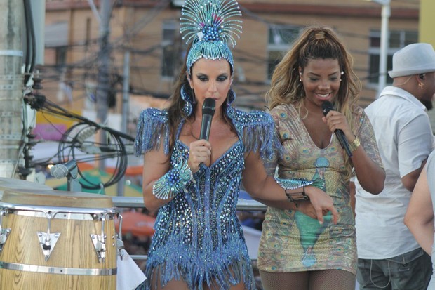 Ludmilla com Ivete Sangalo (Foto: Marcelo Brammer/ agnews) Ludmilla com Ivete Sangalo (Foto: Marcelo Brammer/ agnews)