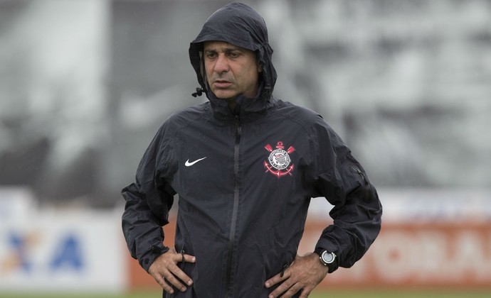 Preparador cita ritmo de coletivo e vê Timão pronto para enfrentar o Bayer