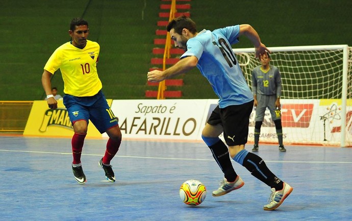 Uruguai, Equador, Sul-Americano de Futsal, Uberaba (Foto: Ricardo Artifon/CBFS)