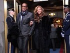 Beyoncé chega de longo e casaco de peles para a posse de Obama