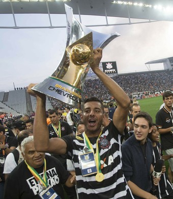 Campeão brasileiro pelo Corinthians, atacante Lincom retorna ao Bragantino