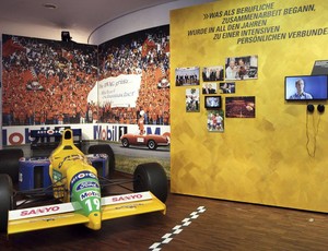 Exibição Schumacher Alemanha (Foto: Reprodução / Facebook)