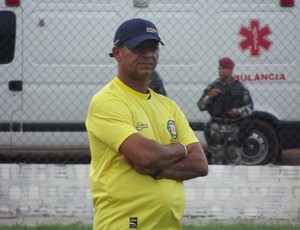 Wassil Mendes, técnico do Santa Cruz-RN (Foto: Tiago Menezes)
