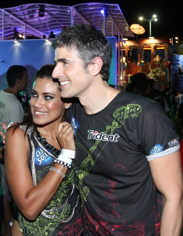 Ildi Silva e Reynaldo Gianecchini (Foto: Clayton MilitãoFoto Rio News)