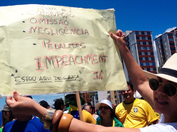 G1 Grupo Protesta E Pede Impeachment Da Presidente Dilma Em Salvador Notícias Em Bahia 