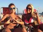 Andressa Urach e Mulher Filé posam na praia: 'Amo muito'
