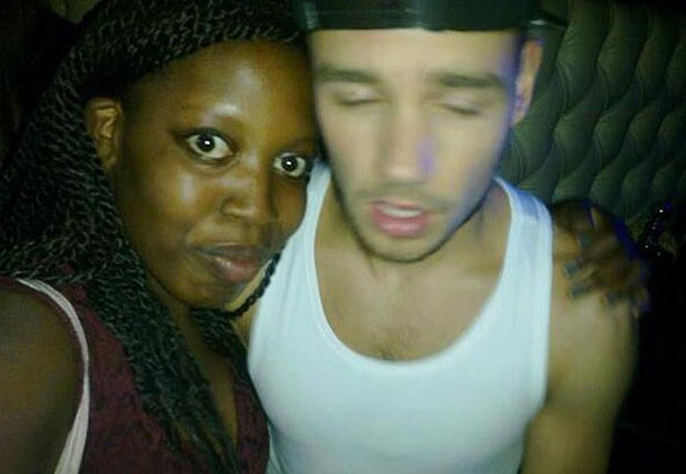 Liam Payne e uma fã (Foto: Reprodução)