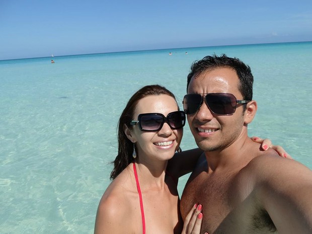 Letícia e Barber antes do casamento na praia de Varadero, em Cuba (Foto: Arquivo Pessoal)