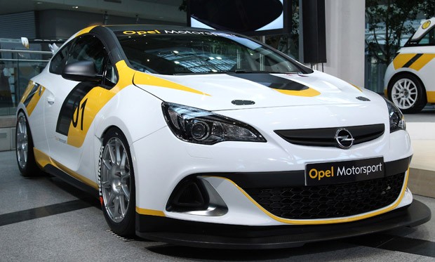 Opel Astra OPC Cup (Foto: DANIEL ROLAND / AFP)