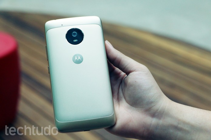Moto G5 (Foto: Anna Kellen Bull/TechTudo) Moto G5 (Foto: Anna Kellen Bull/TechTudo)