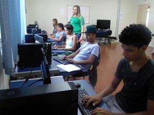 Centro de Formação está com inscrições abertas para cursos gratuitos de informáticas  (Foto: Júlio Dário/Divulgação)