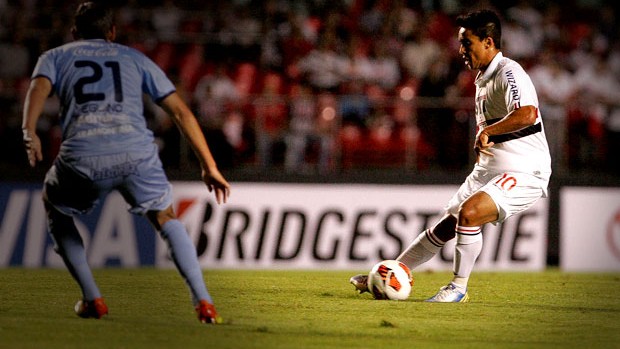 Jadson são paulo bolívar libertadores (Foto: Mario Angelo / Agência Estado)