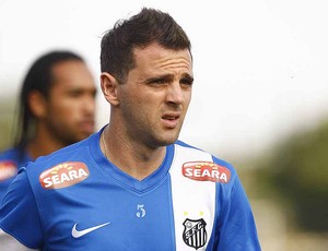 Meia Montillo Santos treino (Foto: Ricardo Saibun / Divulgação Santos FC)