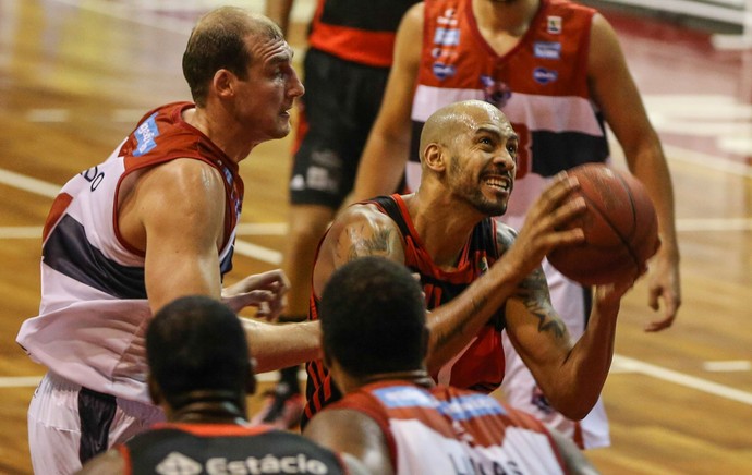 Flamengo x Franca  (Foto: Luiz Pires/LNB)