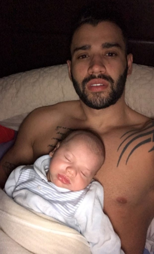 Gusttavo Lima e Gabriel (Foto: Reprodução)