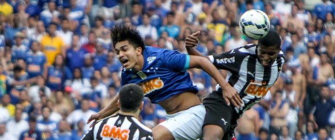 Marcelo Moreno e Jemerson - Cruzeiro x Atlético-MG (Foto: Bruno Cantini/Flickr do Atlético-MG)