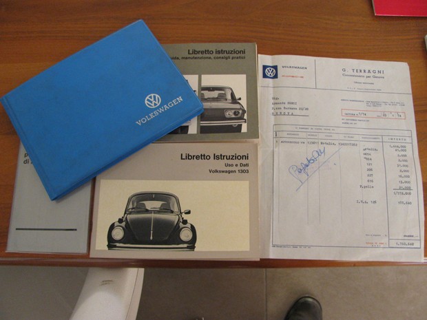Manual e nota fiscal de Fusca 1974 com apenas 90 km (Foto: Divulgação)