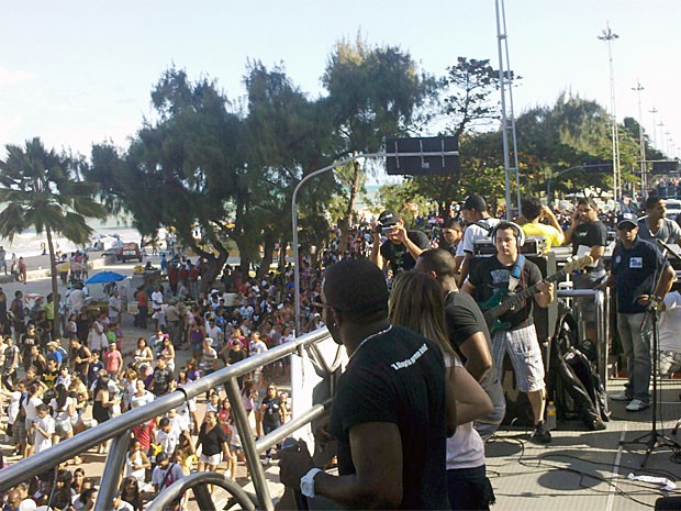Marcha para Jesus, na Avenida Boa Viagem, no Recife. (Foto: Wanessa Andrade / Tv Globo)