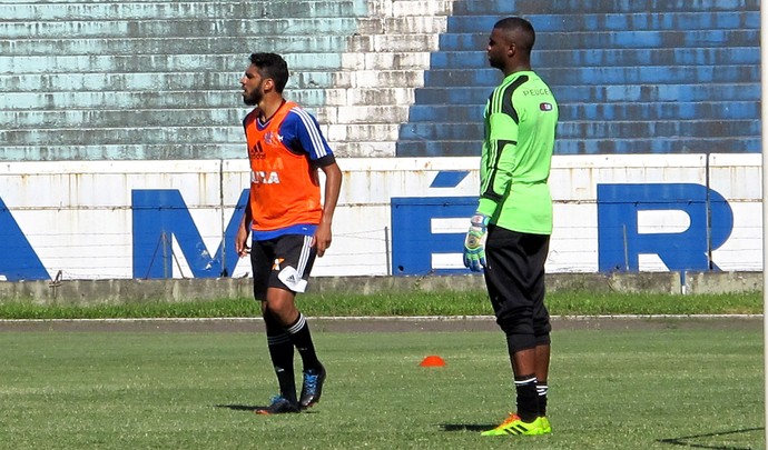 Wallace e Felipe Flamengo (Foto: Richard Souza)