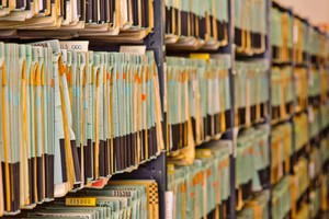 Documentos; Arquivos; Burocracia (Foto: Shutterstock)