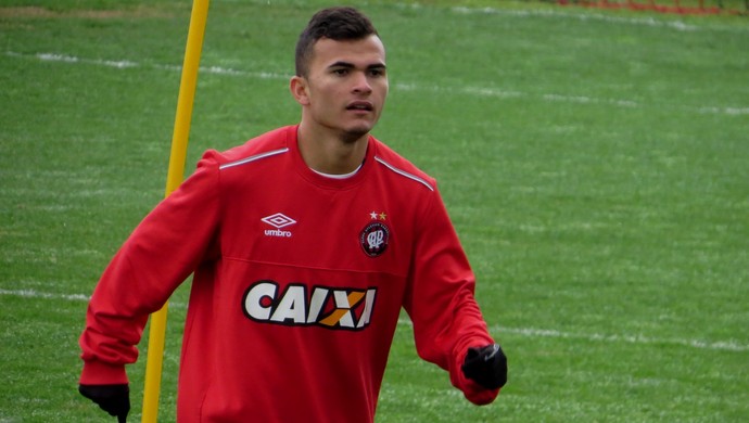 Lucas Fernandes Atlético-PR (Foto: Fernando Freire) Lucas Fernandes Atlético-PR (Foto: Fernando Freire)