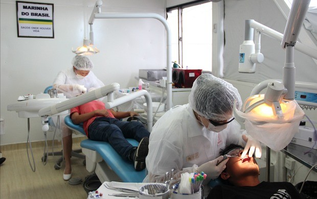Odontologia é um dos serviços oferecidos (Foto: Katiúscia Monteiro/ Rede Amazônica)
