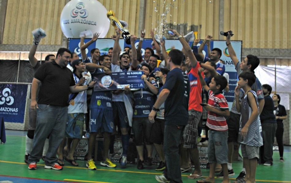 Sociedade  E.C. foi o campeão de 2013 (Foto: Katiúscia Monteiro/ G1 AM)