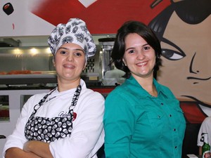 Gêmeas Ana Cláudia e Ana Cristina Galotta trabalham juntas (Foto: Leandro Tapajós/G1 AM) Gêmeas Ana Cláudia e Ana Cristina Galotta trabalham juntas (Foto: Leandro Tapajós/G1 AM)
