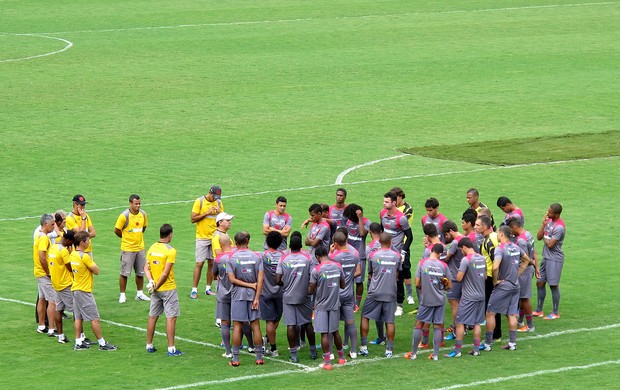 jogadores vasco treino marcelo oliveira (Foto: Gustavo Rotstein / Globoesporte.com)