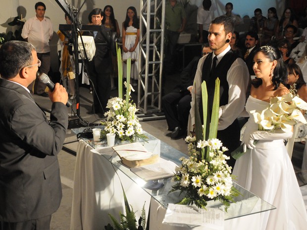Noivos Uberaba casamento virgem Talles Gabriel Janaina Oliveira (Foto: Talles Gabriel/ Arquivo Pessoal)