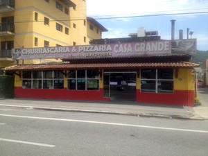 Homicídio aconteceu em restaurante em Guarujá, SP (Foto: Alan Ferreira/TV Tribuna)