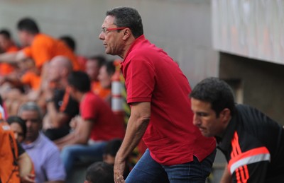 Luxemburgo no jogo entre Flamengo e Shakhtar Donetsk (Foto: Gilvan de Souza / Flamengo)