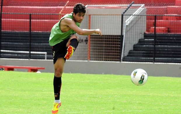 Henrique sport (Foto: Aldo Carneiro / Pernambuco Press)