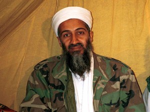 O terrorista Osama bin Laden em foto não datada (Foto: AP)
