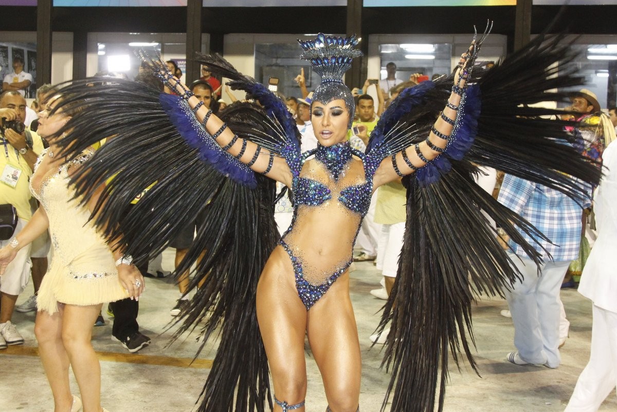 Sabrina Sato (Foto: MARCOS FERREIRA/ FOTO RIO NEWS) Sabrina Sato (Foto: MARCOS FERREIRA/ FOTO RIO NEWS)