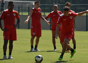 Bauza fecha treino antes de enfrentar o Ituano pelo Paulistão (Foto: saopaulofc.net)