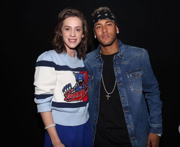 Sophia e Neymar em Londres (Foto: Divulgação / Luiza Ferraz)