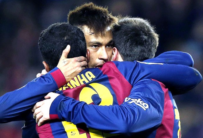 Neymar comemora gol do Barcelona contra o Villareal (Foto: Agência EFE)