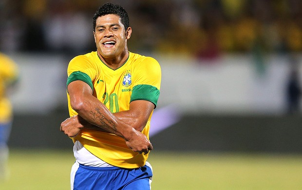Hulk comemoração gol Seleção