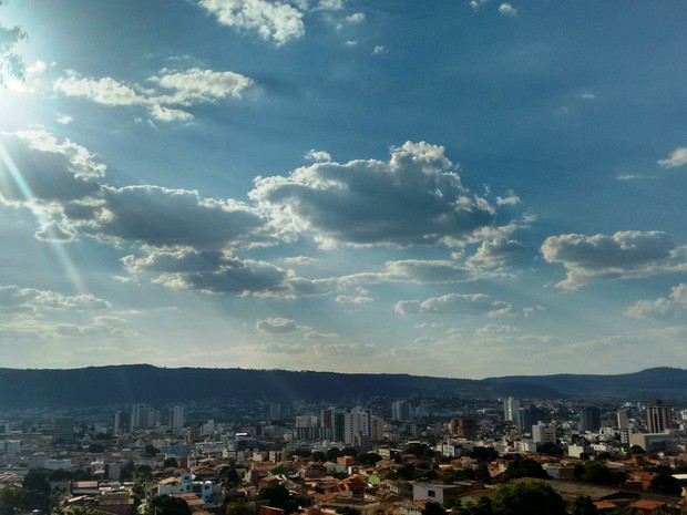Em Montes Claros houve precipitação de 297 milímetros de janeiro a setembro, segundo INMET. (Foto: Thiago França/G1) Em Montes Claros houve precipitação de 297 milímetros de janeiro a setembro, segundo INMET. (Foto: Thiago França/G1)