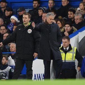 Mourinho Chelsea x Bornemouth (Foto: Reuters)