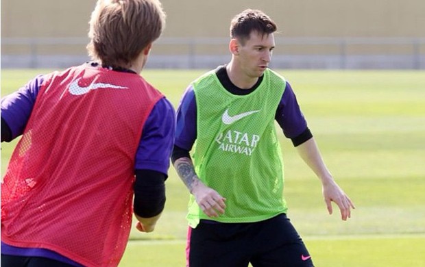 Tattoo Do Jogador Messi | messi aparece com nova tatuagem blog brasil mundial fc Tattoo Do Jogador Messi | messi aparece com nova tatuagem blog brasil mundial fc