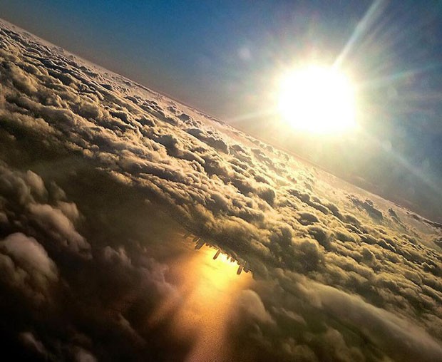Cidade nas nuvens (Foto: Mark Hersch)