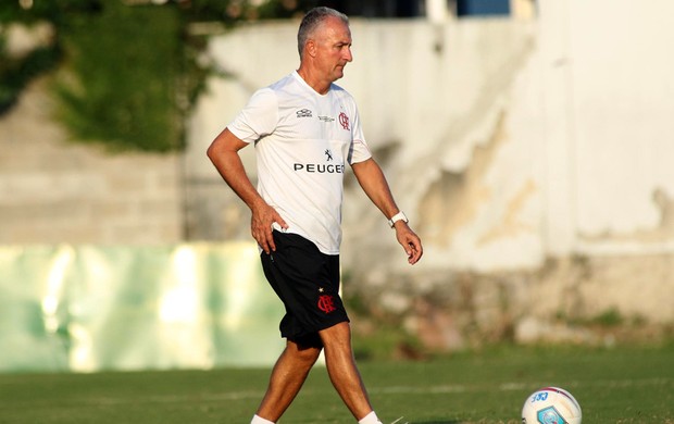 Dorival Junior no treino do Flamengo (Foto: VIPCOMM)
