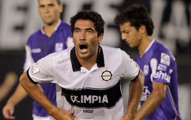 Juan Ferreyra gol Olimpia (Foto: Reuters)