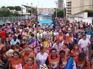 Jardineira é um caminhão adaptado como palco para bandas (Foto: Divulgação/Secom)